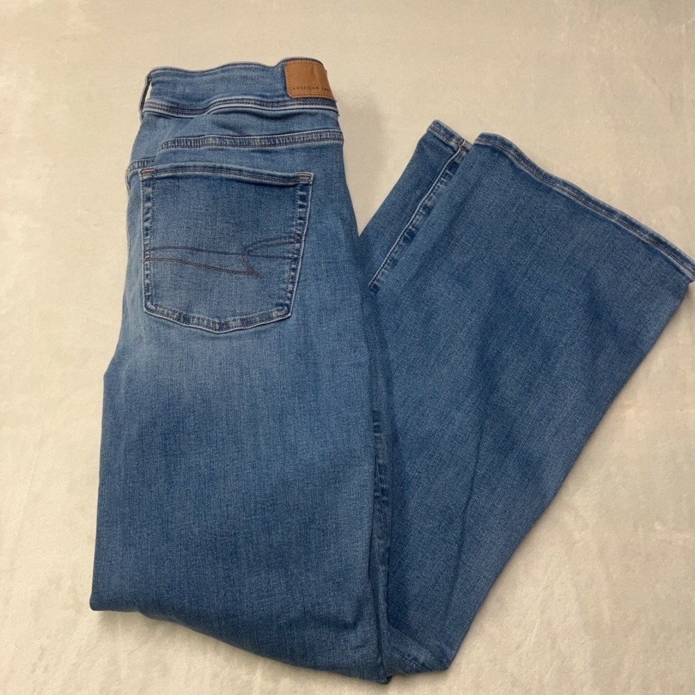 American Eagle Womens 16 Regular Kick Boot Cut Blue Denim Jeans Stretch
